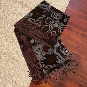 Aritzia Wilfred Tapestry Scarf